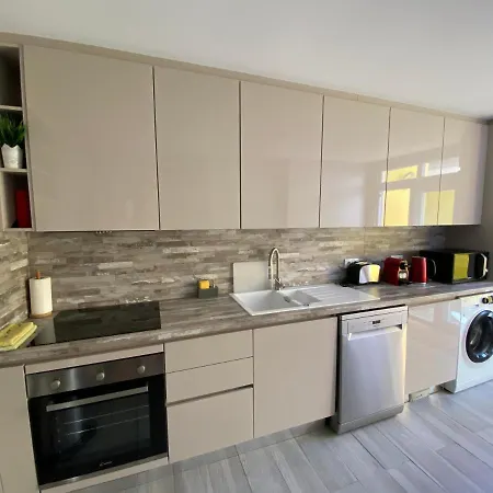 Cascaischillhouse בית נופש