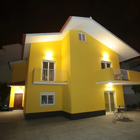Holiday home Cascaischillhouse