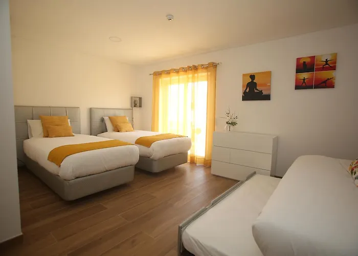 Cascaischillhouse Semesterbostad *