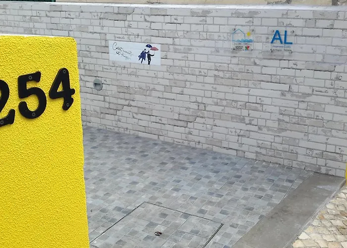 Semesterbostad Cascaischillhouse